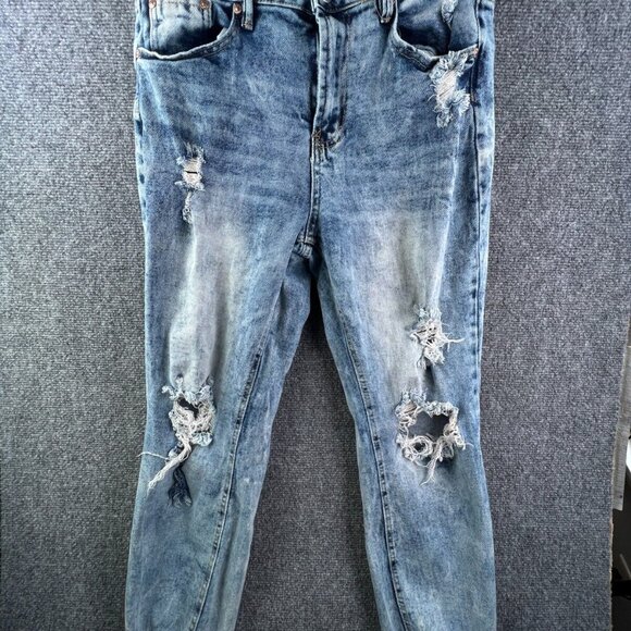 Almost Famous Womens Distressed Denim Blue Jeans Sz 11 Light Wash Ripped Stretch - Picture 1 of 16